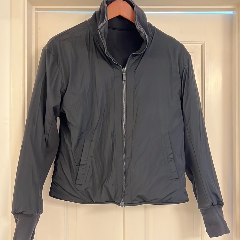COPY - Lululemon reversible black jacket. Size 10